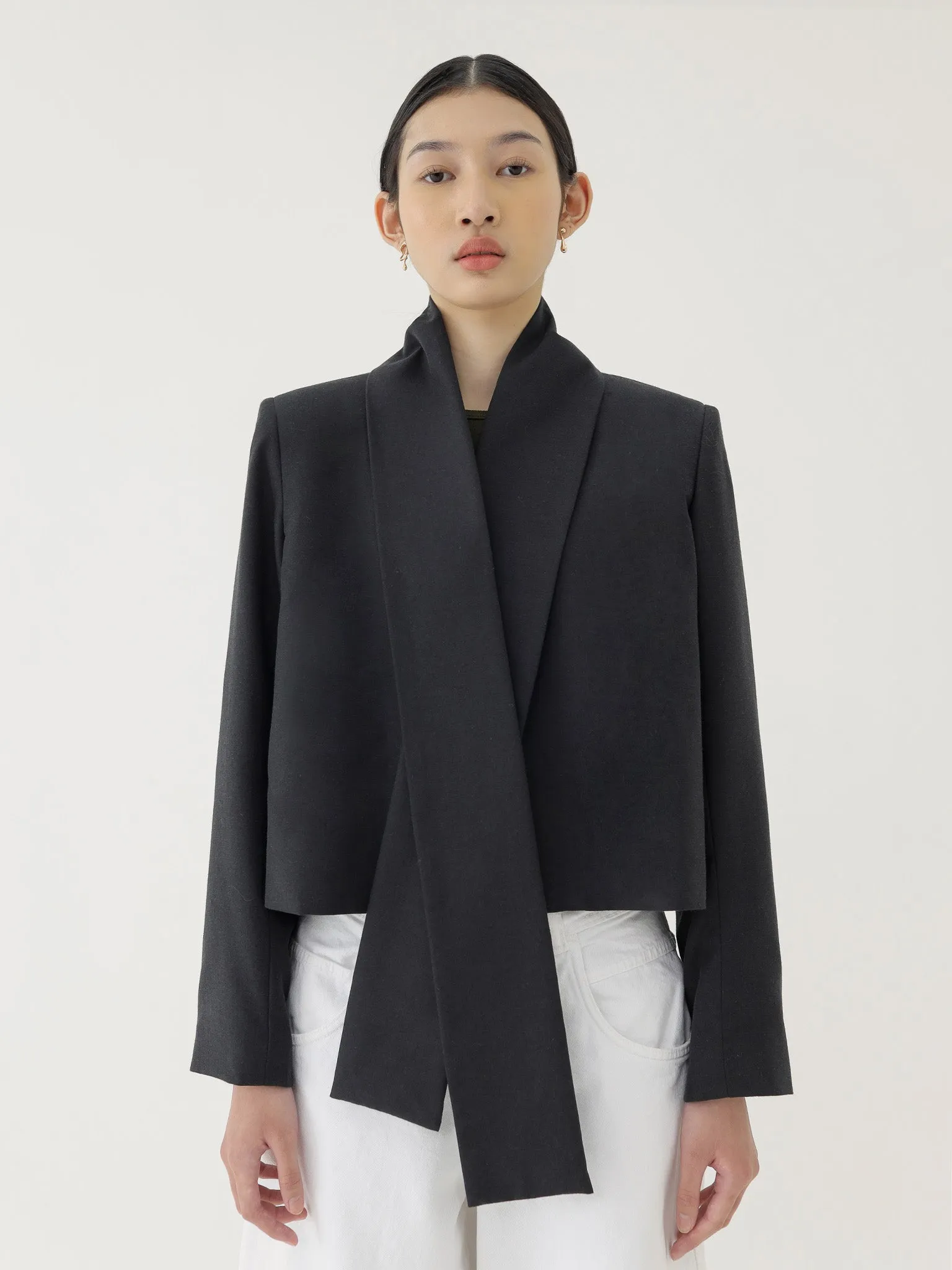 🌳 LINEN SCARF IN BLACK sold by BLZR.ID product image thumbnail 2