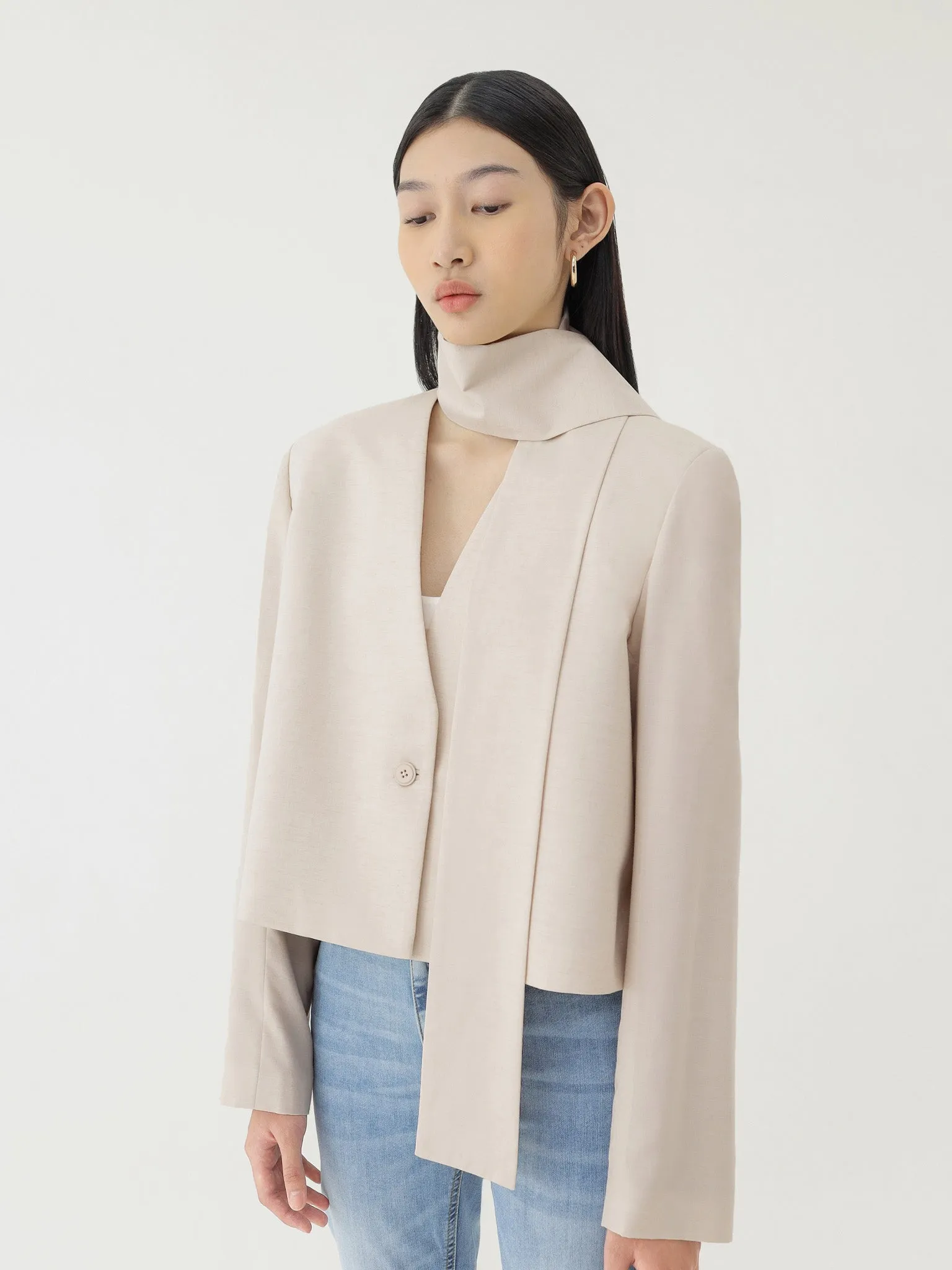 🌳 LINEN SCARF IN BEIGE sold by BLZR.ID product image thumbnail 3