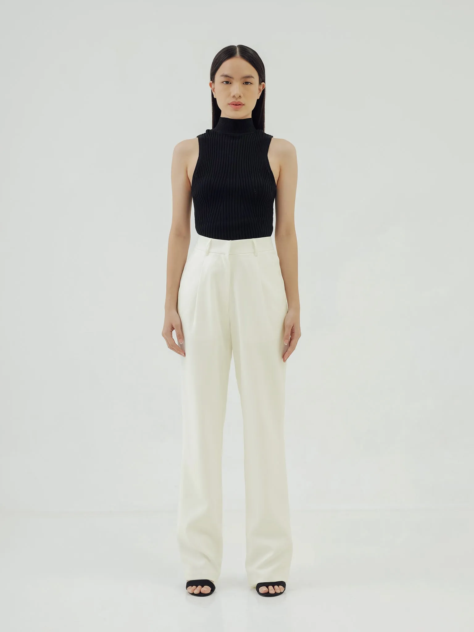 OLSON WHITE PANTS sold by BLZR.ID product image thumbnail 3