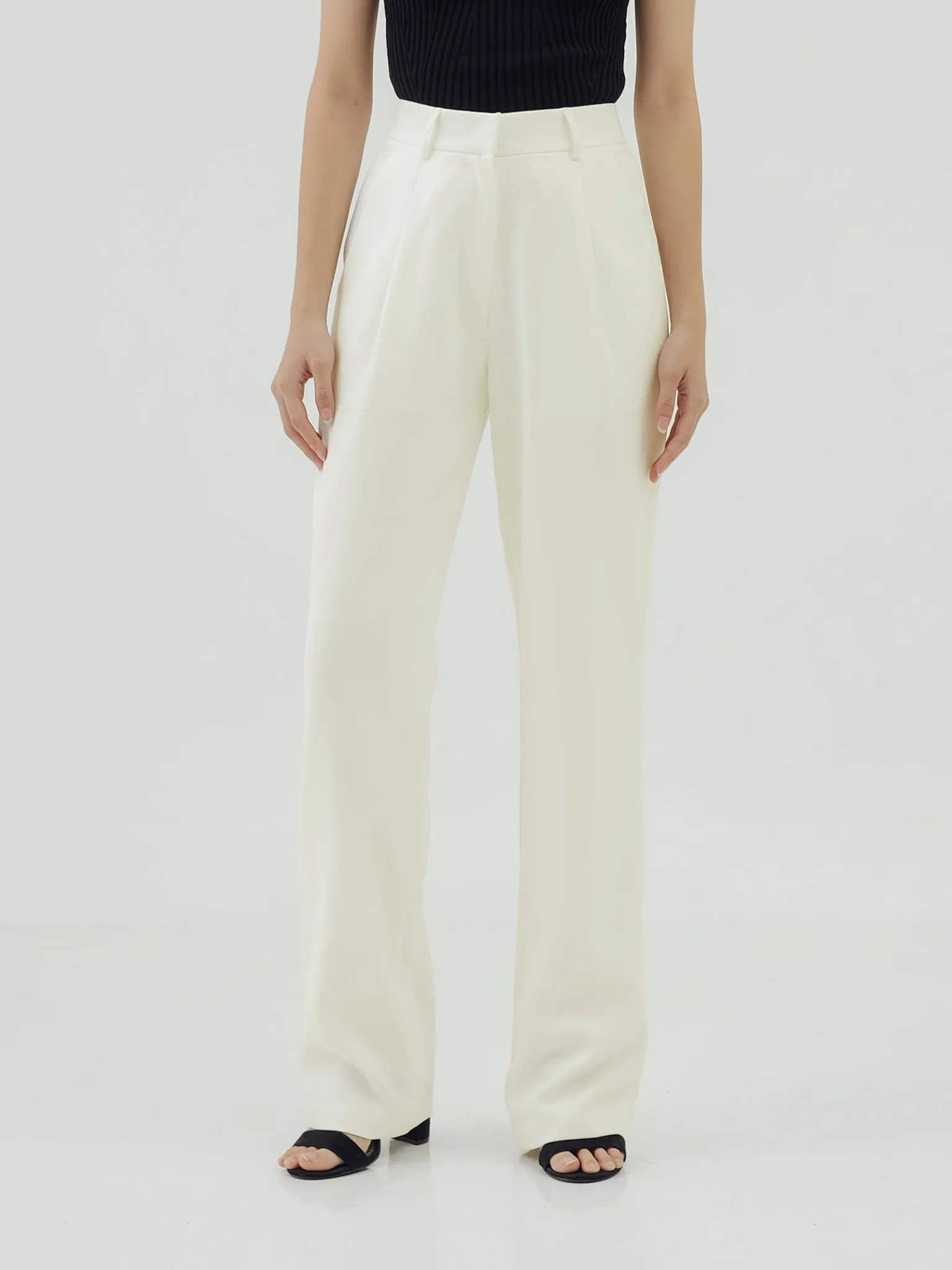 OLSON WHITE PANTS sold by BLZR.ID product image thumbnail 2