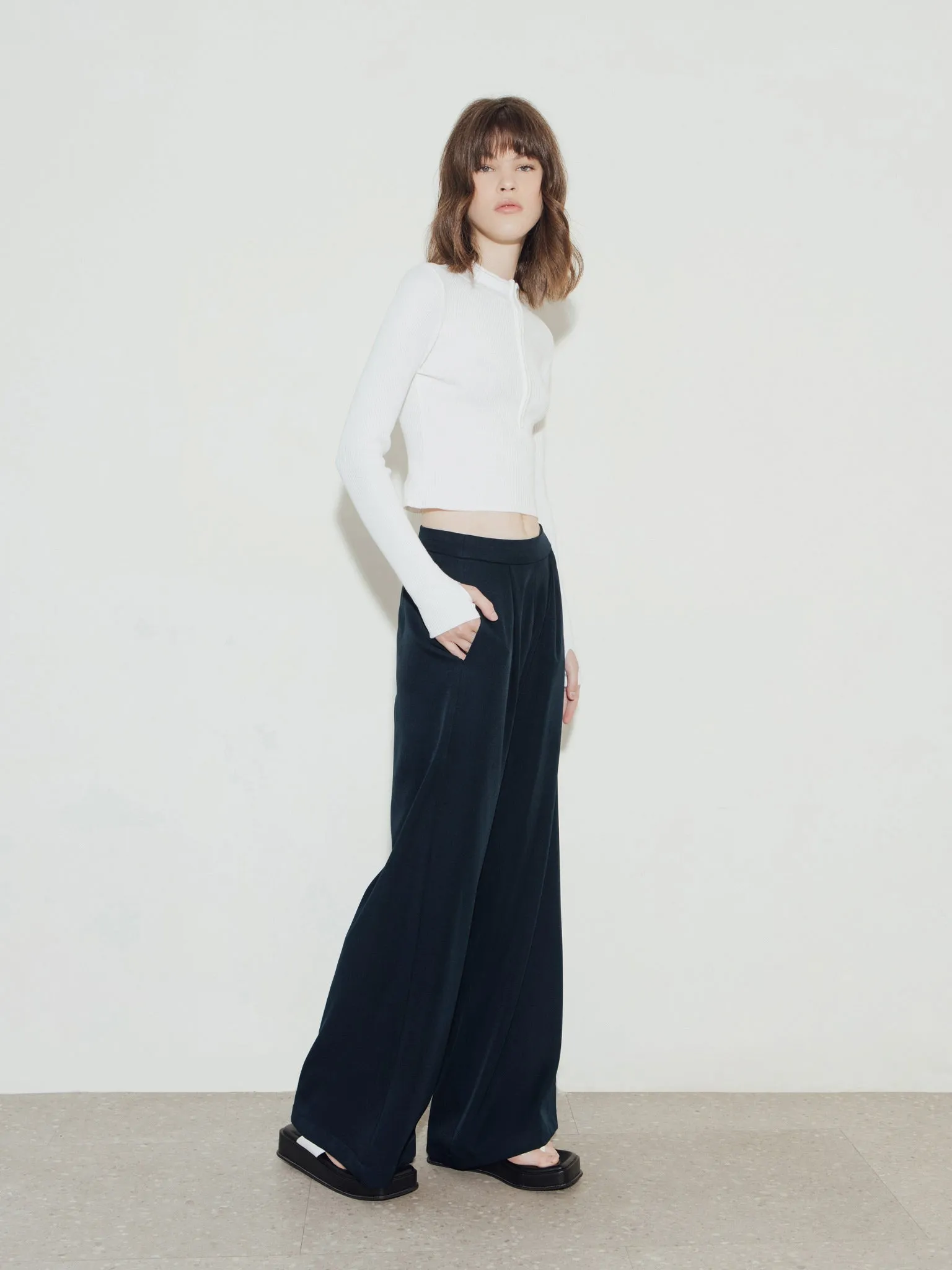 RIN NAVY PANTS sold by BLZR.ID