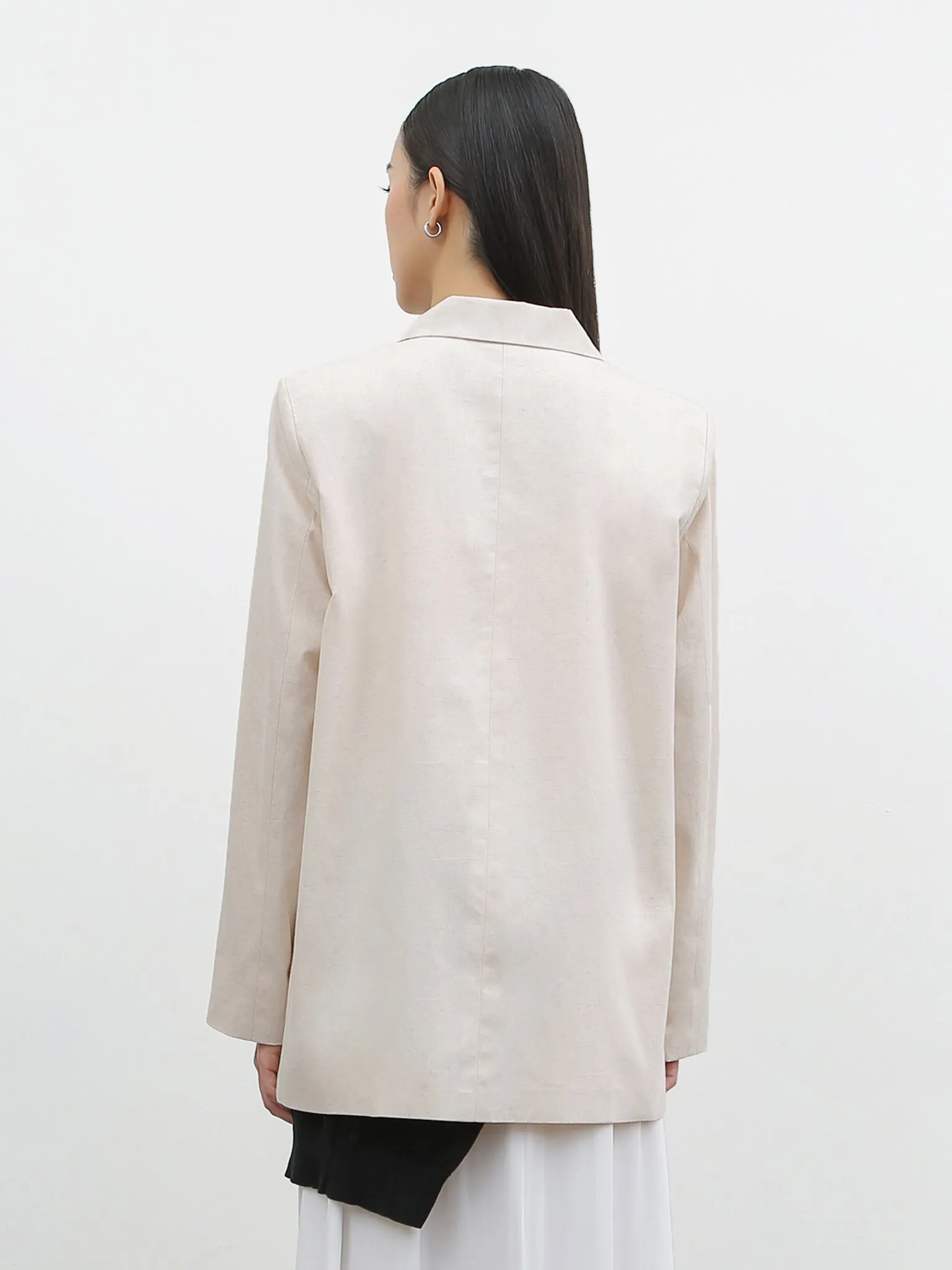 YOON RUCHED SLEEVE BLAZER IN BARLEY sold by BLZR.ID product image thumbnail 5