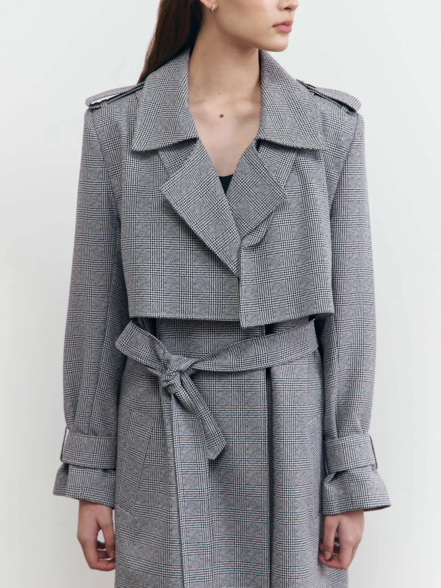 HOLMES LONG COAT IN HOUNDSTOOTH sold by BLZR.ID product image thumbnail 5
