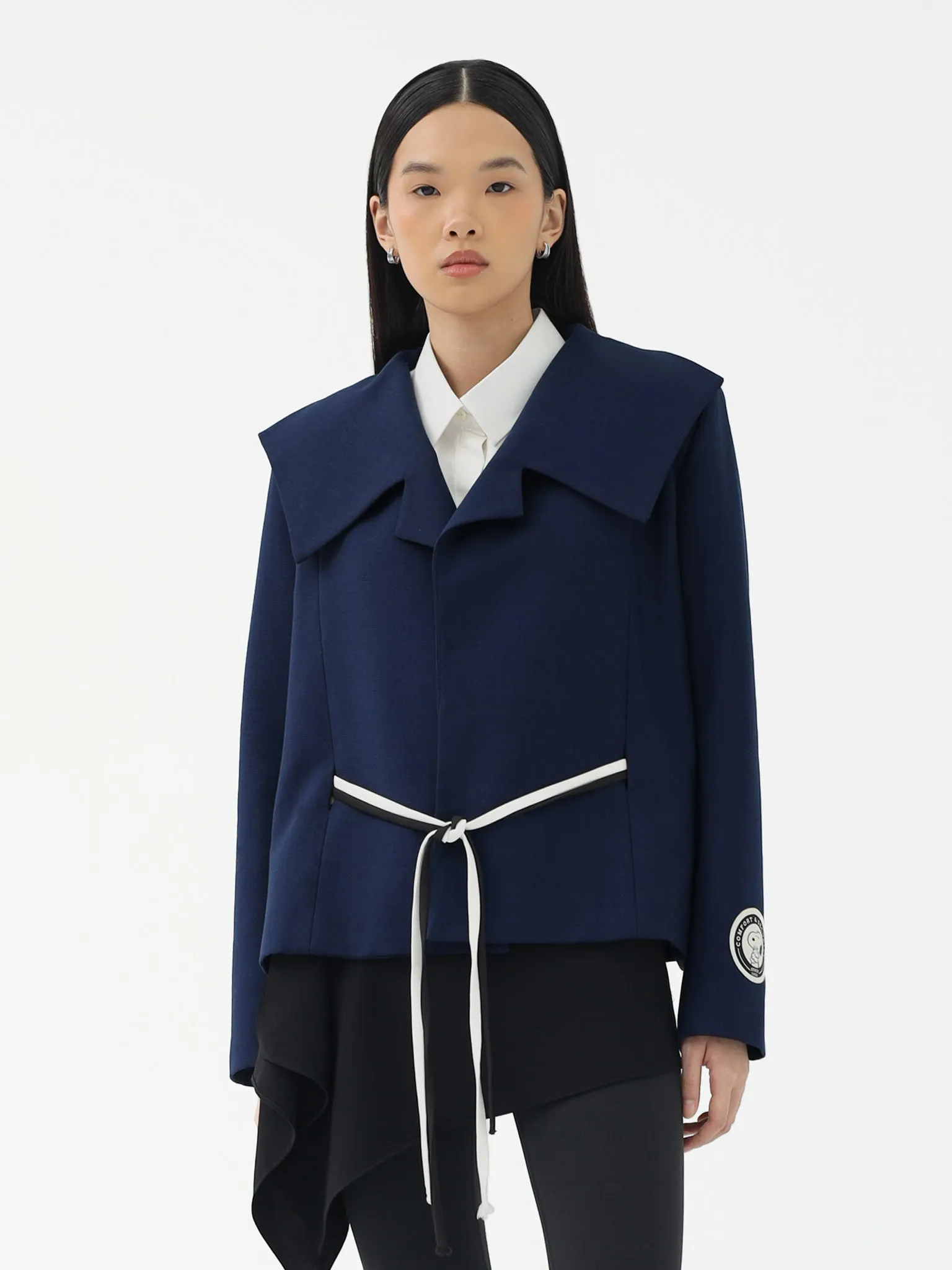 BLZR.ID X PEANUTS SNOOPY HUG COAT sold by BLZR.ID product image thumbnail 5