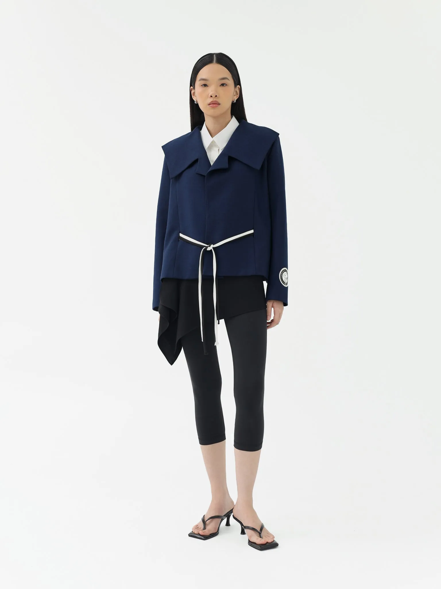 BLZR.ID X PEANUTS SNOOPY HUG COAT sold by BLZR.ID product image thumbnail 3