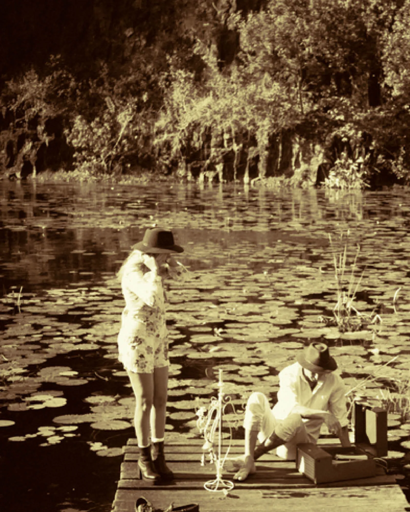 tHe DiNgo Felt Hat - Chocolate sold by Fallen Broken Street product image thumbnail 3