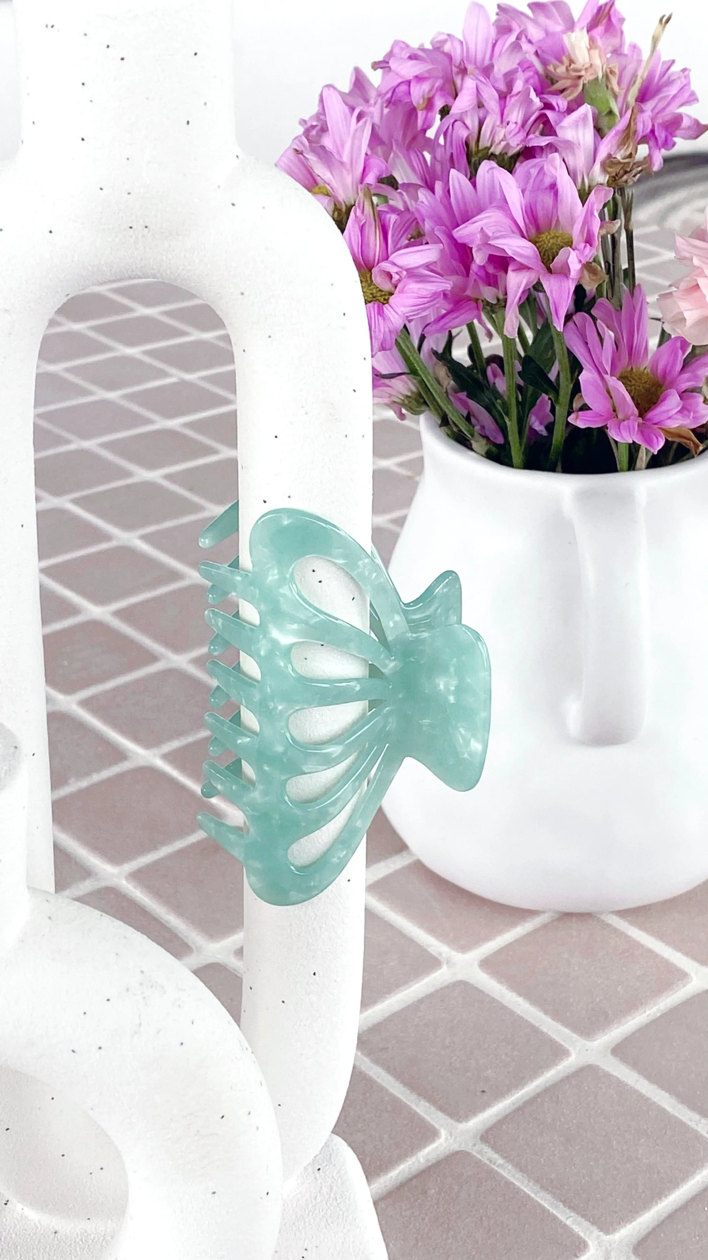 Bianca Butterfly Claw Clip - Mint sold by Billy J product image thumbnail 2