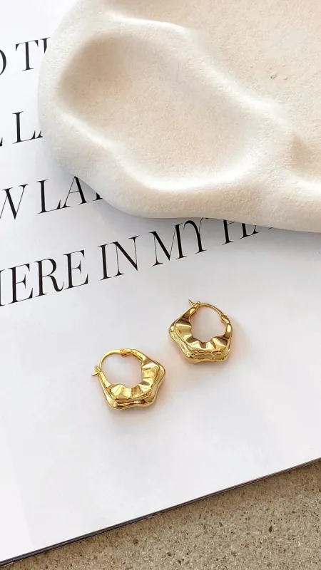 Jaetyn Earrings - Gold sold by Billy J