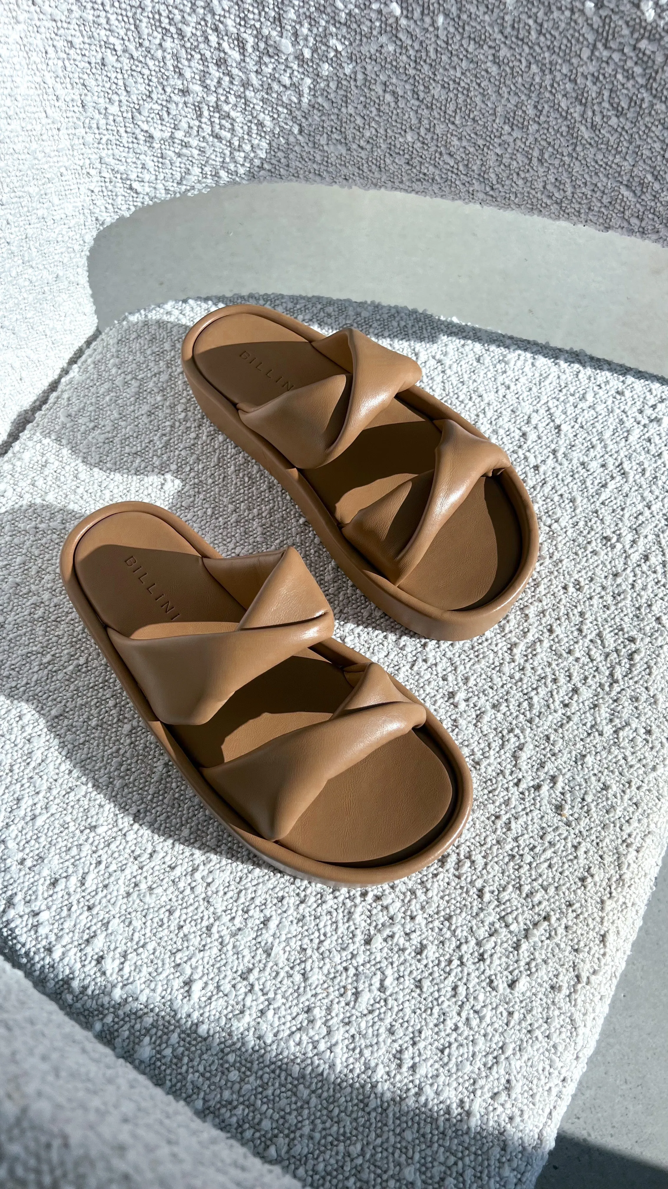 Ishan Slide - Coffee sold by Billy J product image thumbnail 3