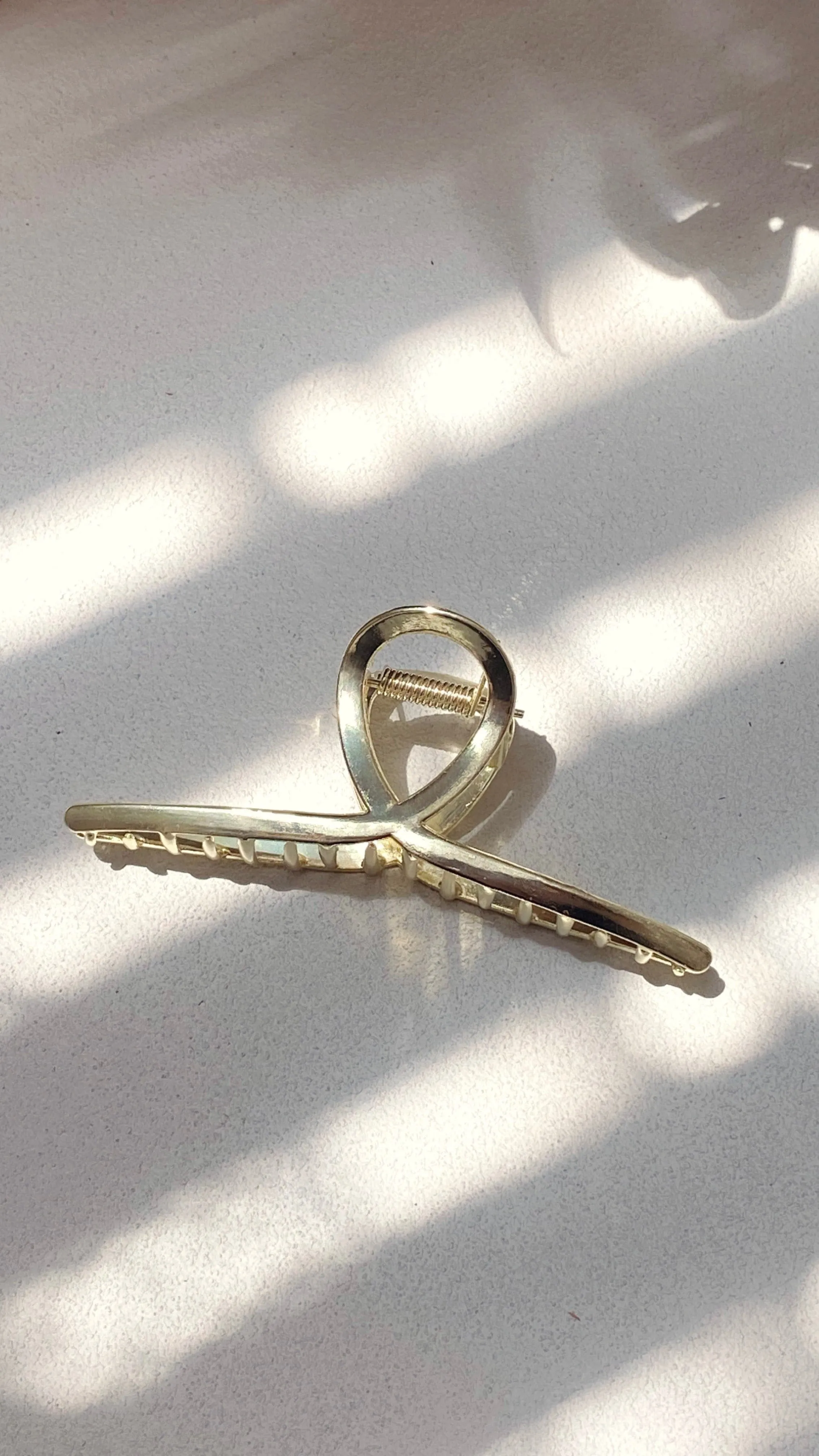 Wallia Claw Clip - Gold sold by Billy J product image thumbnail 3