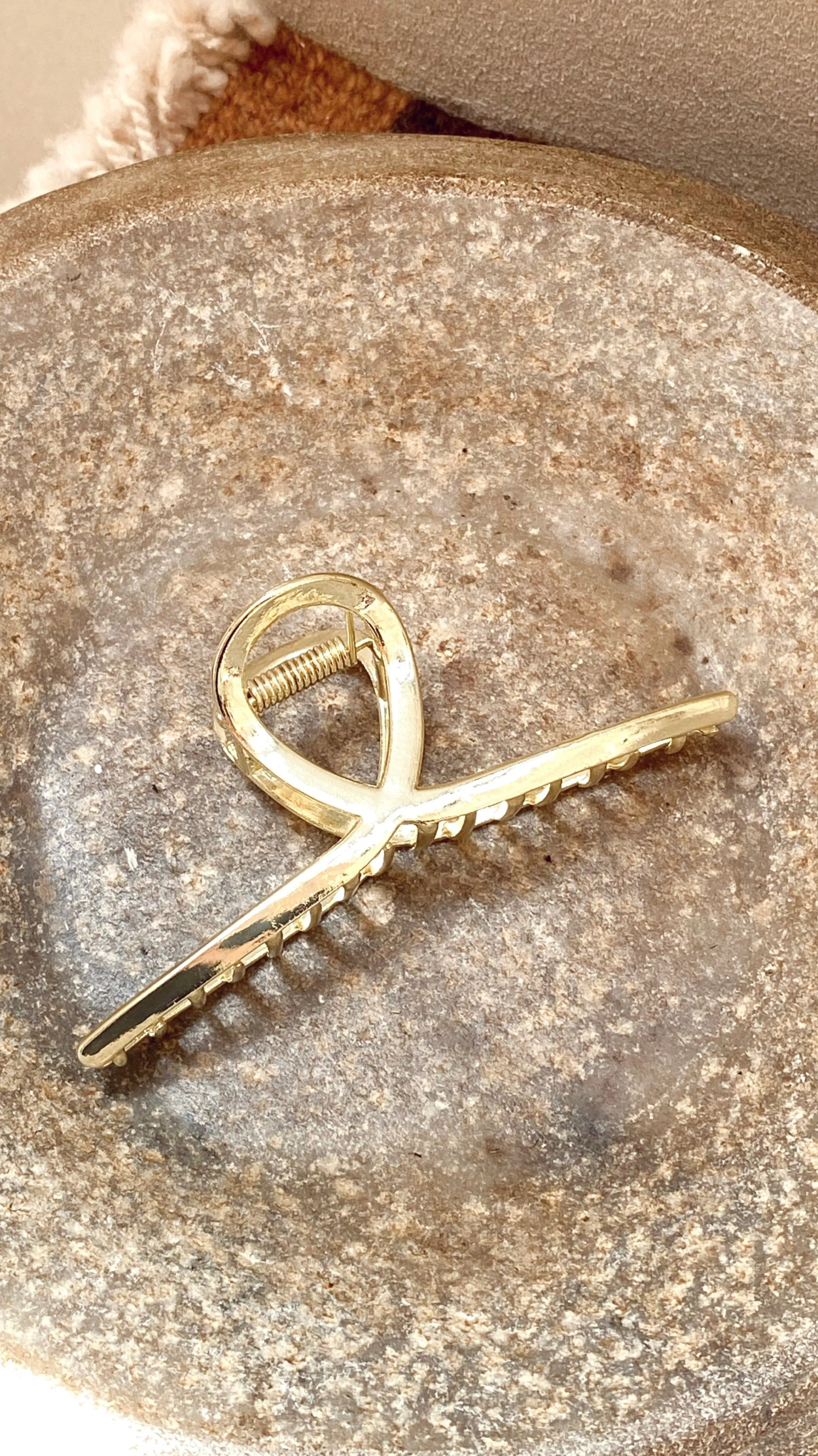 Wallia Claw Clip - Gold sold by Billy J product image thumbnail 2