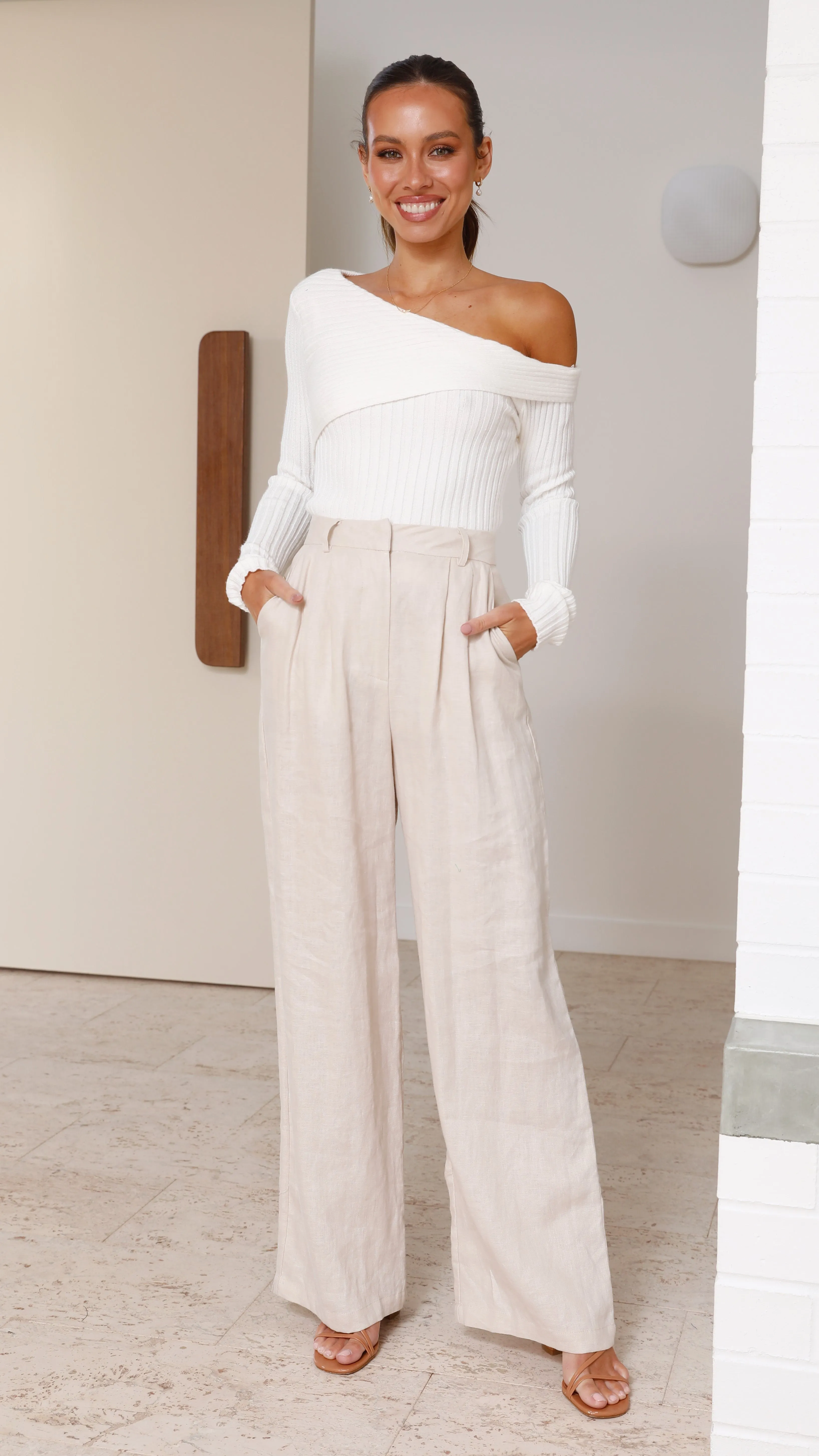 Cedar Top - White sold by Billy J product image thumbnail 4