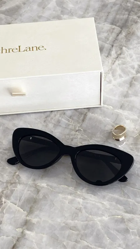 Ochre Lane Isla Sunglasses - Noir sold by Billy J