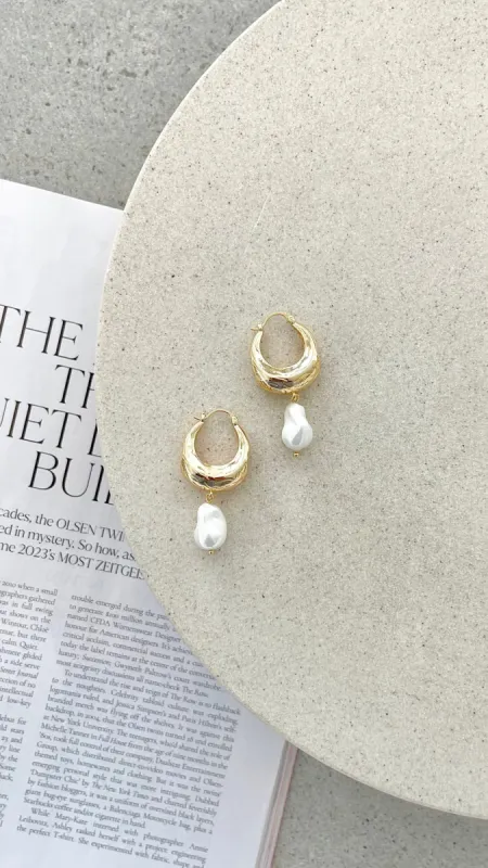 Wandrea Earrings - Gold sold by Billy J
