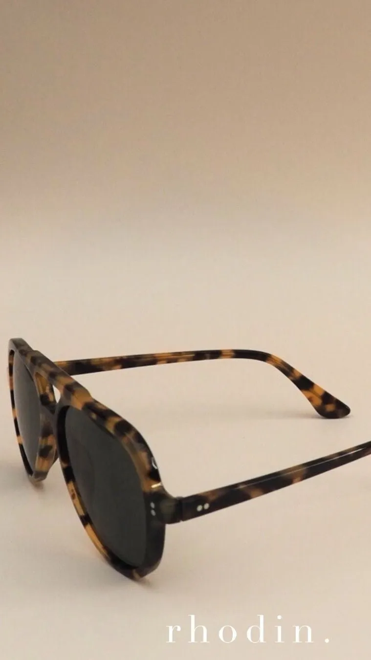 RC Caramel Tort Aviator Sunglasses - Tort sold by Billy J product image thumbnail 4