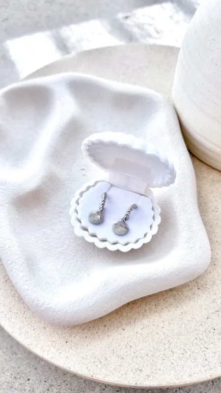 Lahana Hoops - Silver sold by Billy J