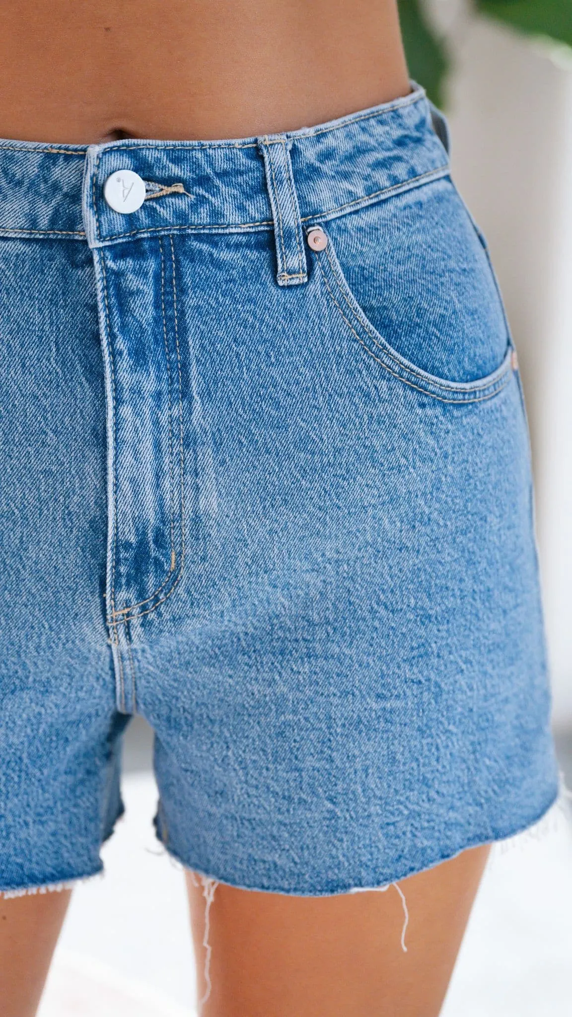 Abrand Venice Short - Chantell sold by Billy J product image thumbnail 4