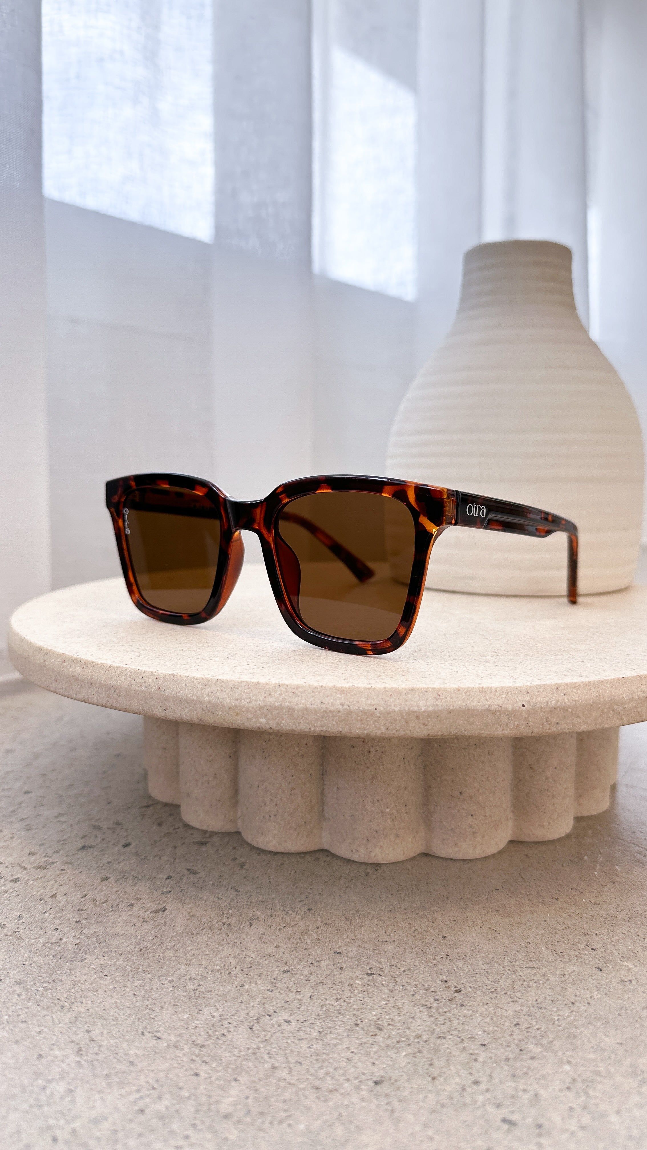Fyn Sunglasses - Tort/Brown sold by Billy J