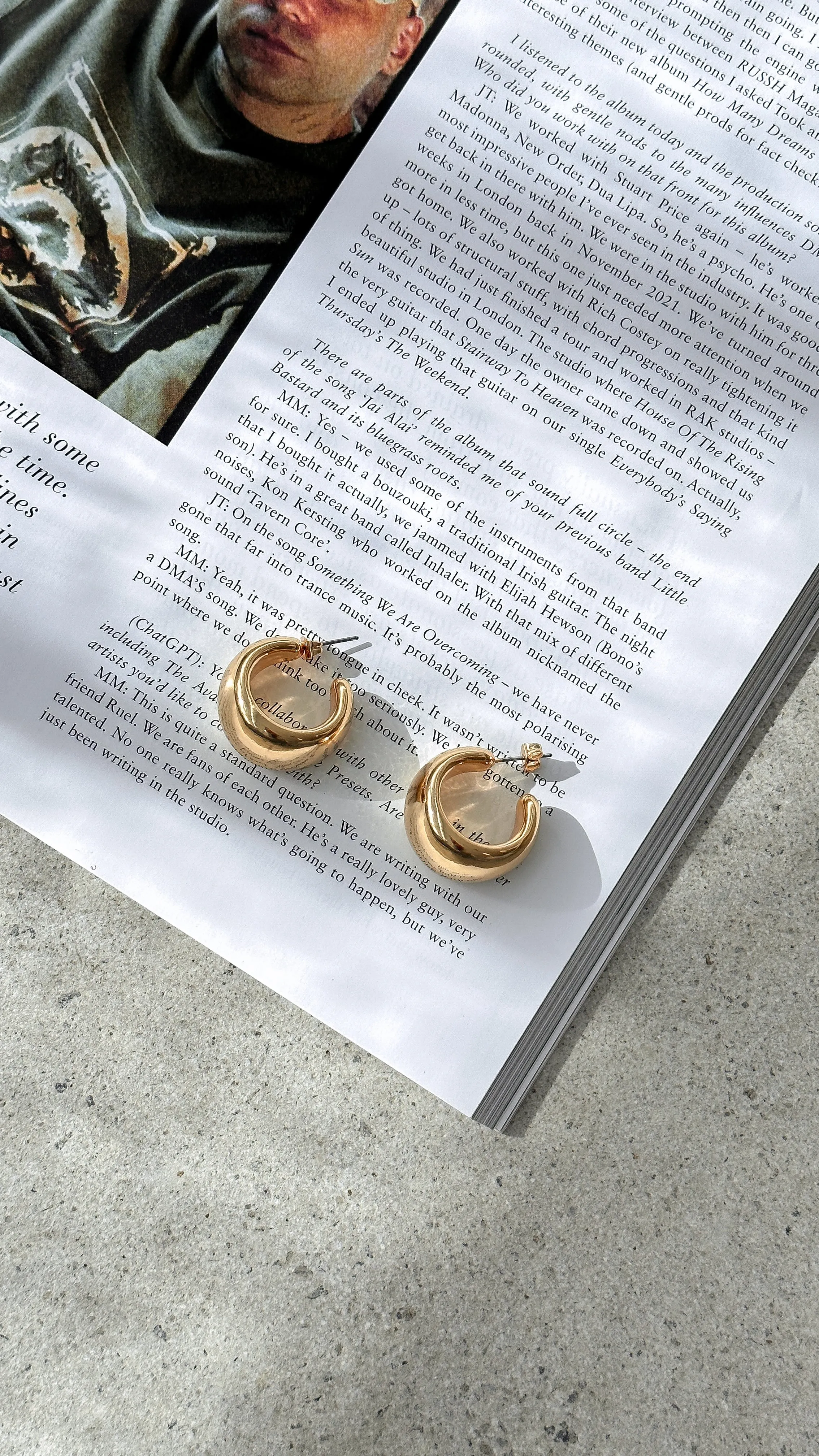 Dome Huggie - Gold sold by Billy J product image thumbnail 3