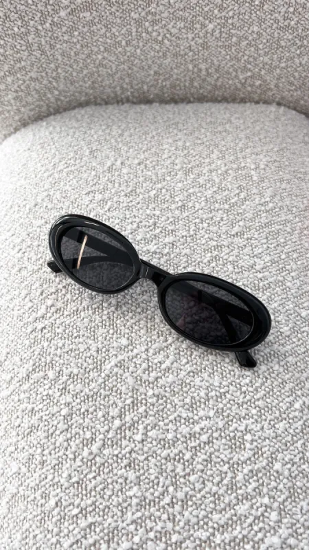 Bella Sunglasses -  Black sold by Billy J