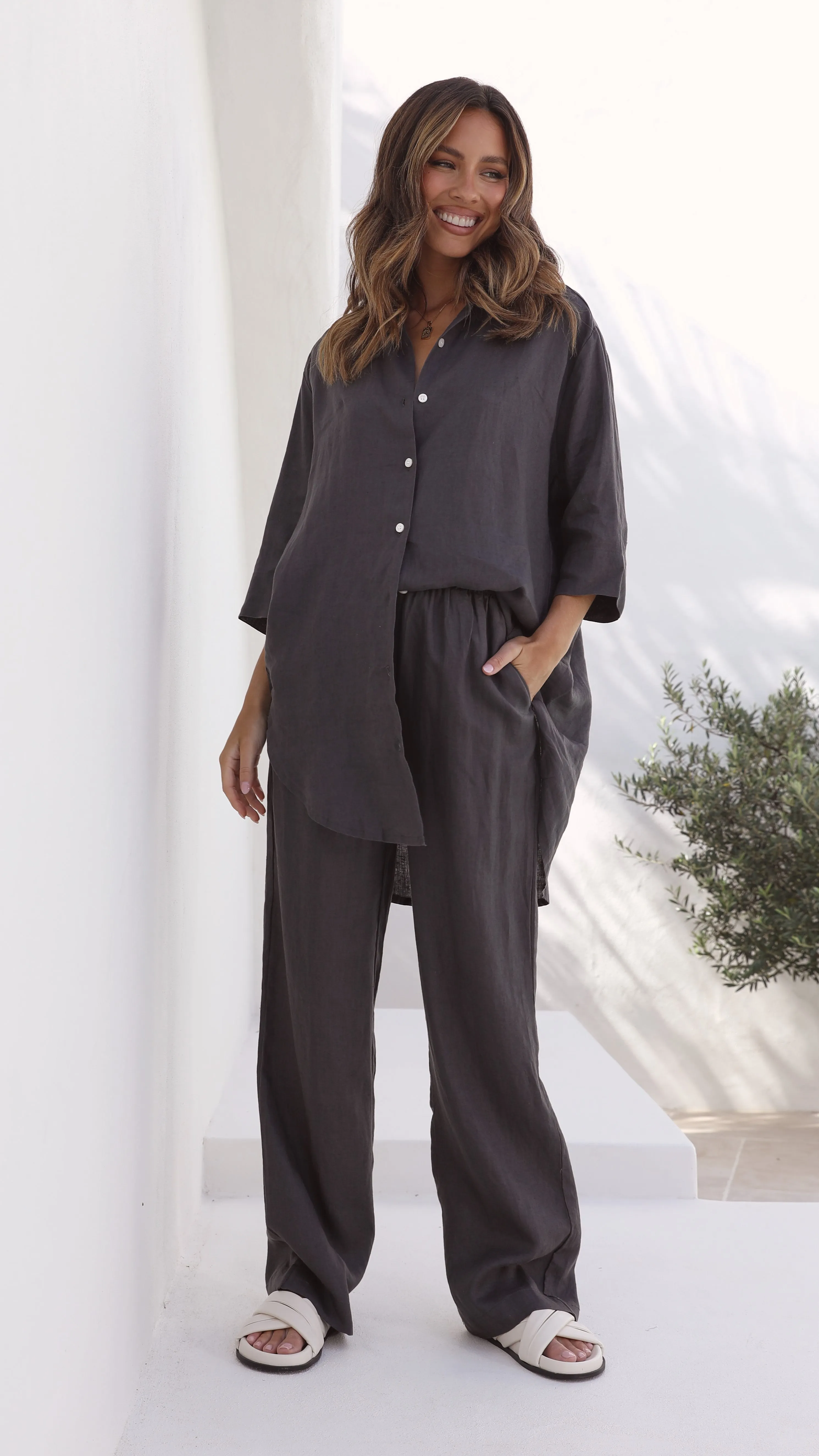 Linen Lounge Pant - Coal sold by Billy J product image thumbnail 2