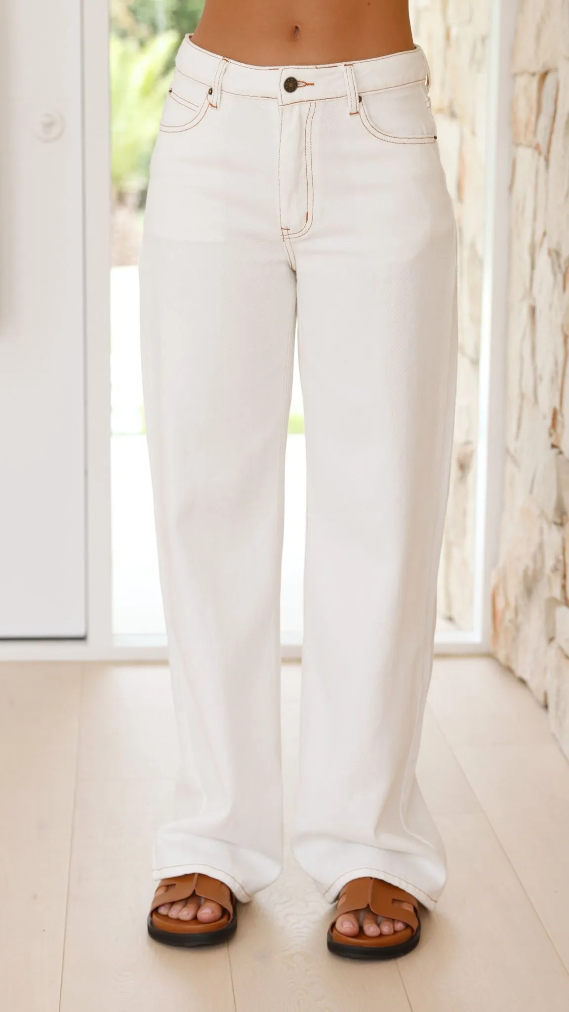 Top Model Jean - Porcelain sold by Billy J product image thumbnail 2