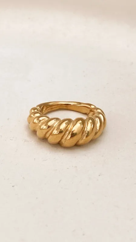 Croissant Ring - Gold sold by Billy J