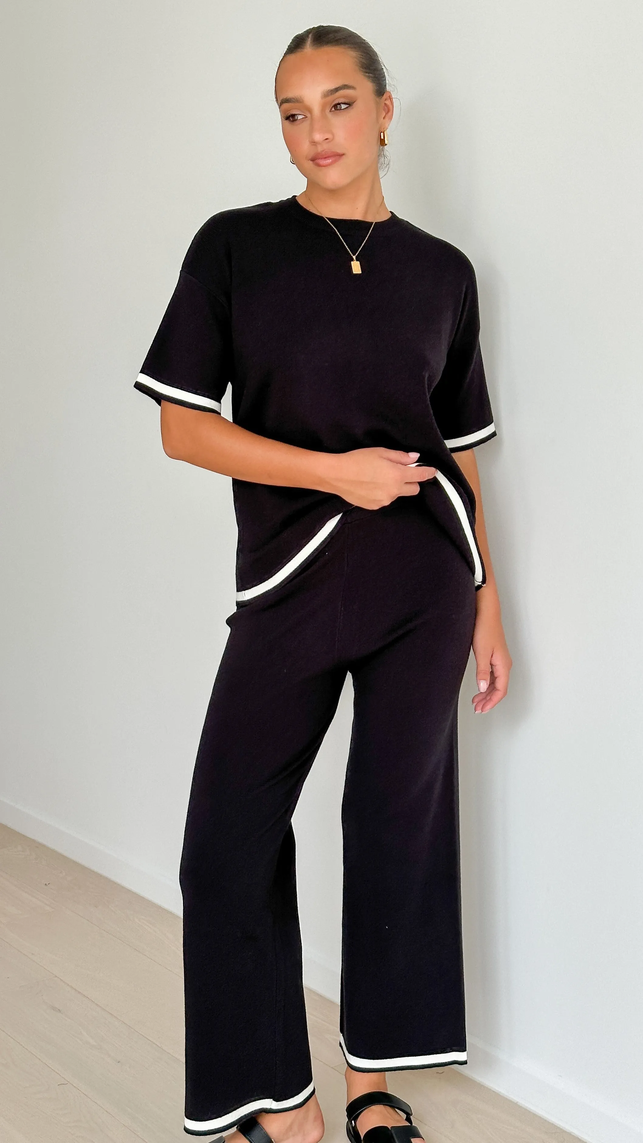 Kaeli Top - Black / White sold by Billy J product image thumbnail 5