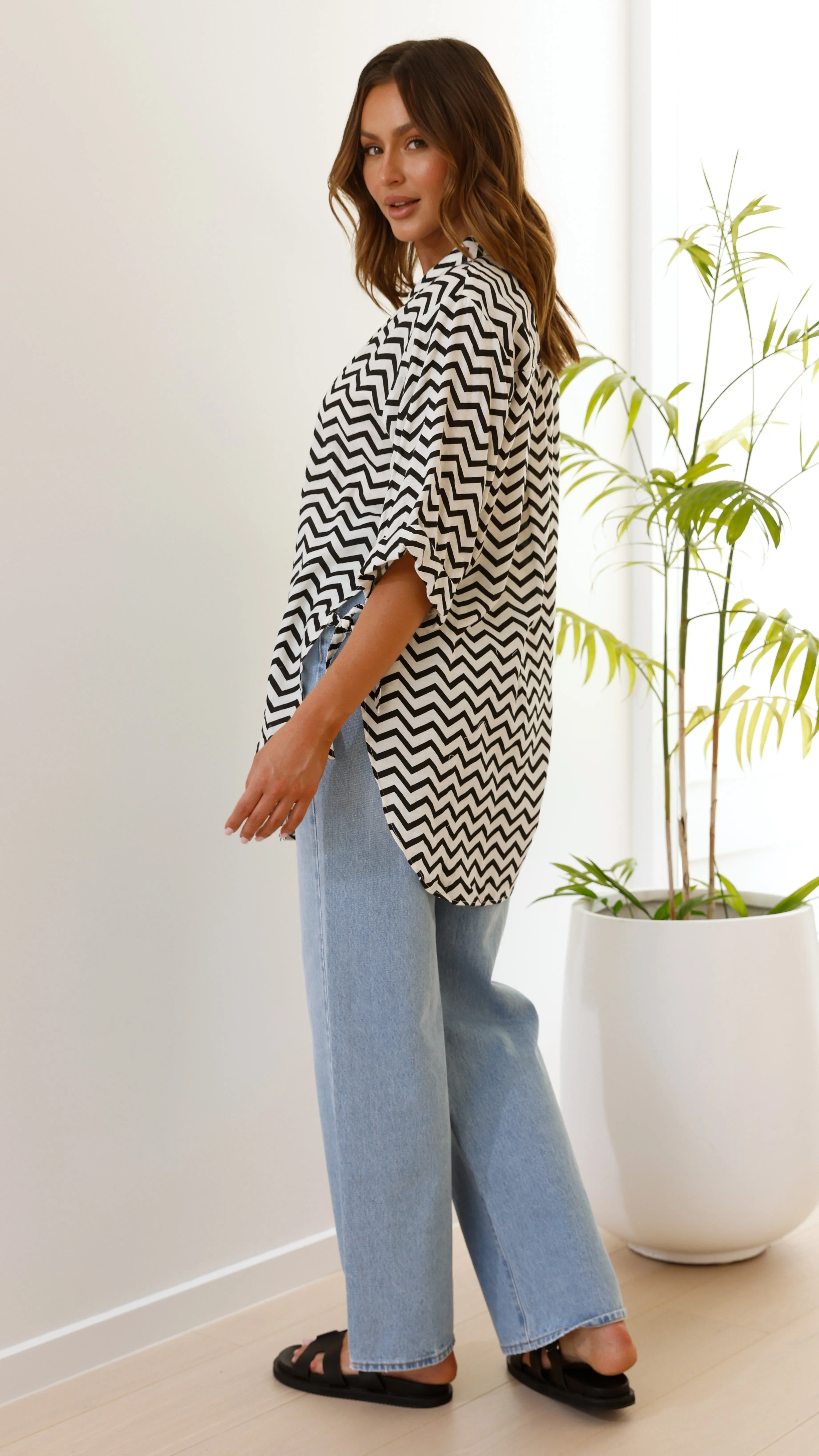 Vesper Beach Shirt - Black / White Zig Zag sold by Billy J product image thumbnail 5