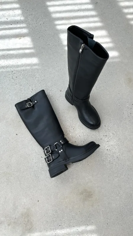 Kaylen Boots - Black sold by Billy J