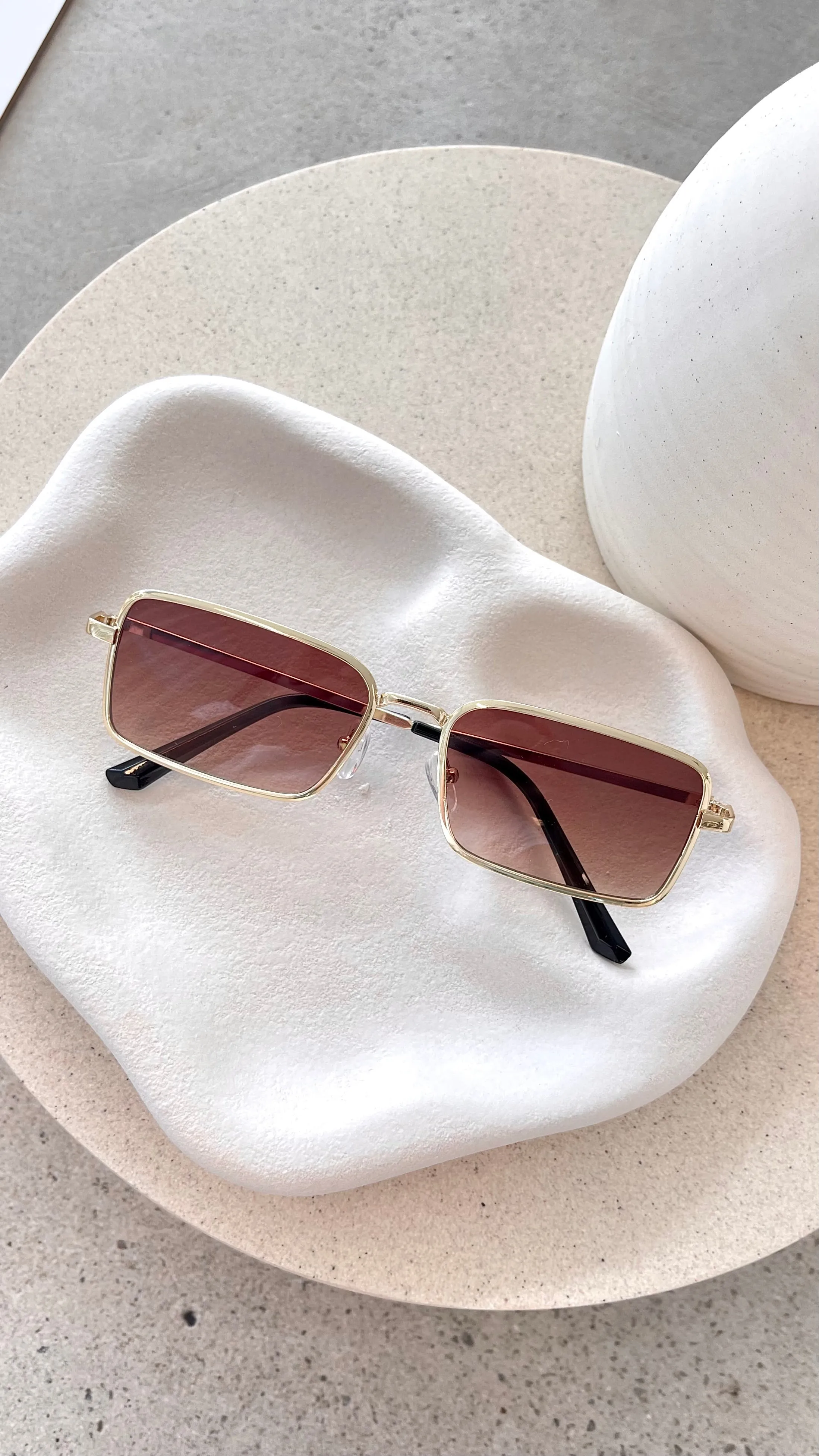 Odonna Sunglasses - Gold / Brown sold by Billy J