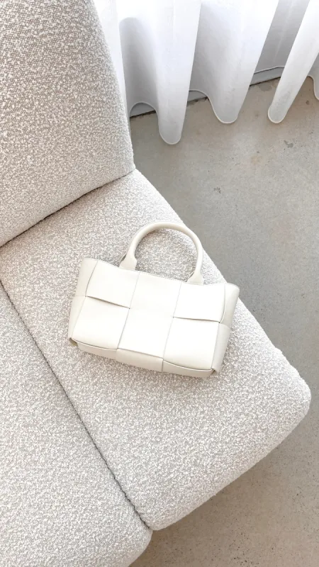 Bindy Tote Bag - Bone sold by Billy J