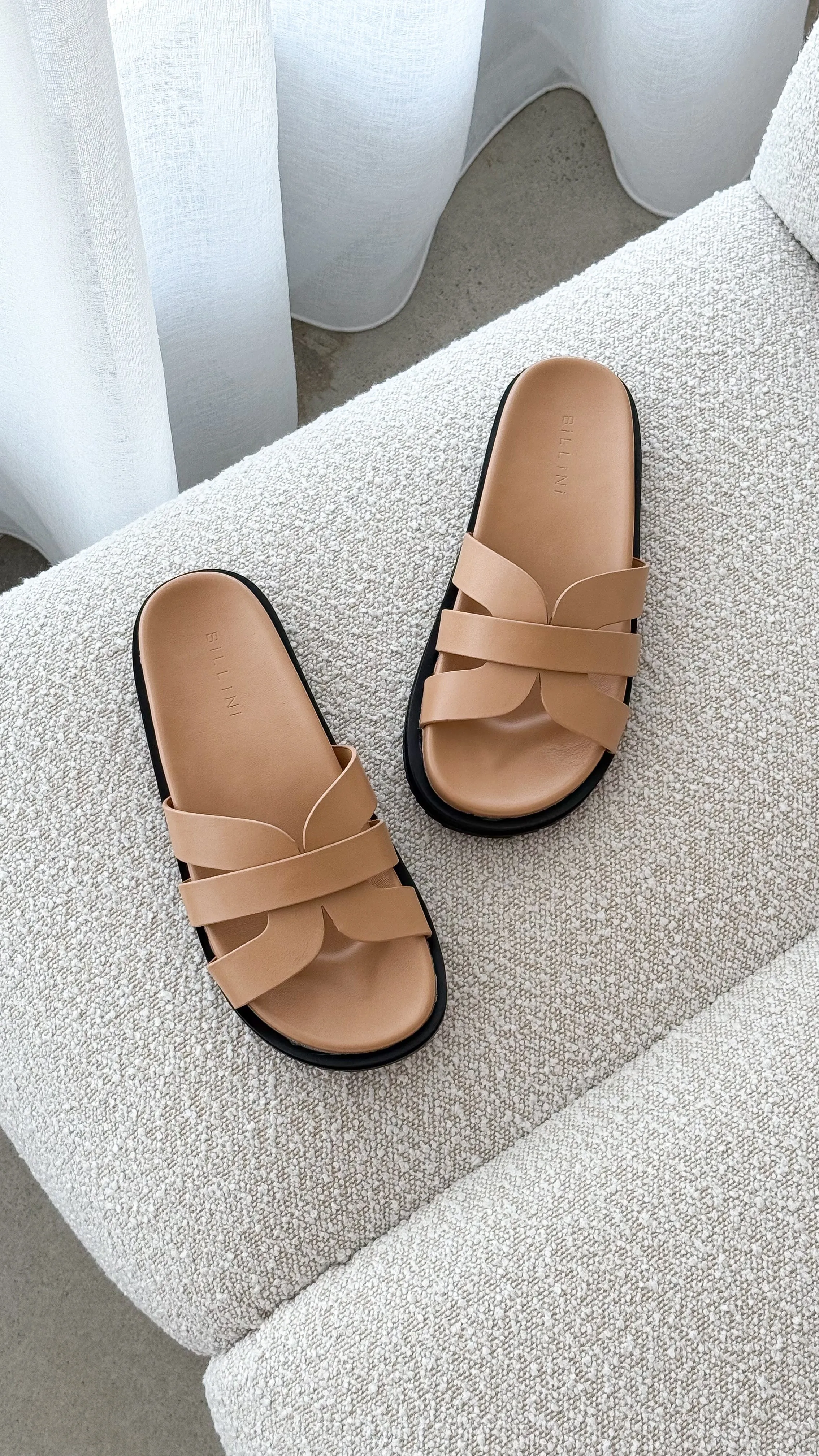 Tamy Slides - Desert sold by Billy J