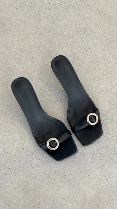 Lyon Heel - Black sold by Billy J