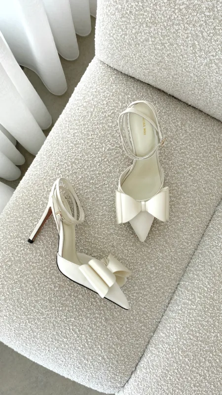 Carmen Heel - Ivory Satin sold by Billy J
