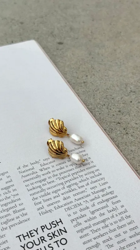 Yasha Shell 18K Gold Earrings - Gold / Pearl sold by Billy J