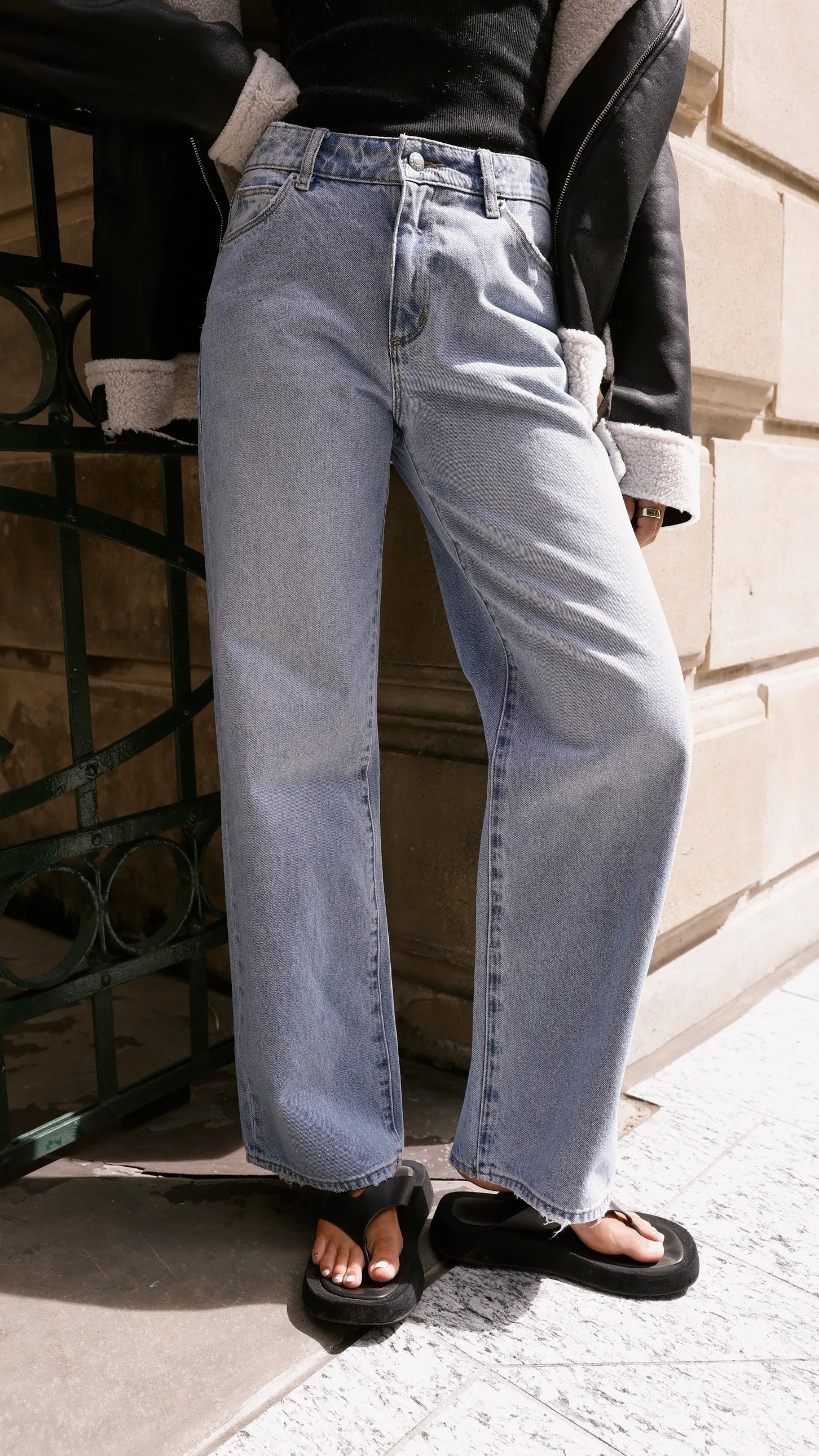 Rollas Kate Baggy Jean - 90s Blue sold by Billy J product image thumbnail 2