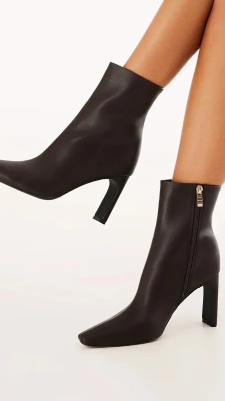 Treasure Boots - Chocolate sold by Billy J