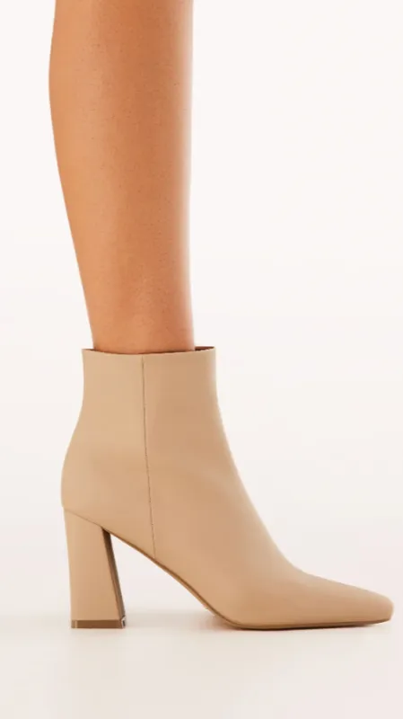 Indeera Boots - Sand sold by Billy J