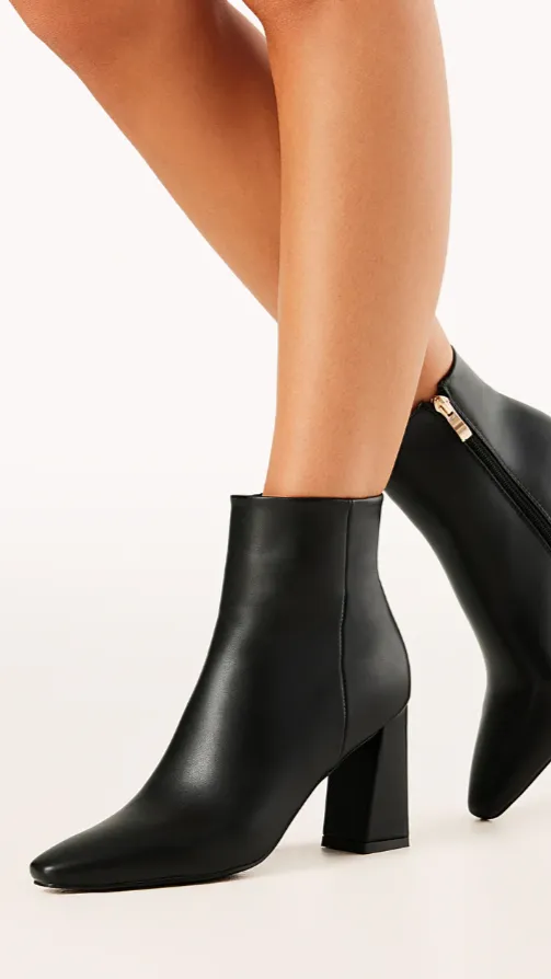 Indeera Boots - Black sold by Billy J product image thumbnail 2