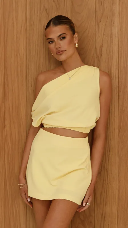 Lauren Off Shoulder Top - Yellow sold by Billy J