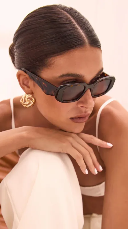 The Nina Sunglasses - Havana / Auburn sold by Billy J