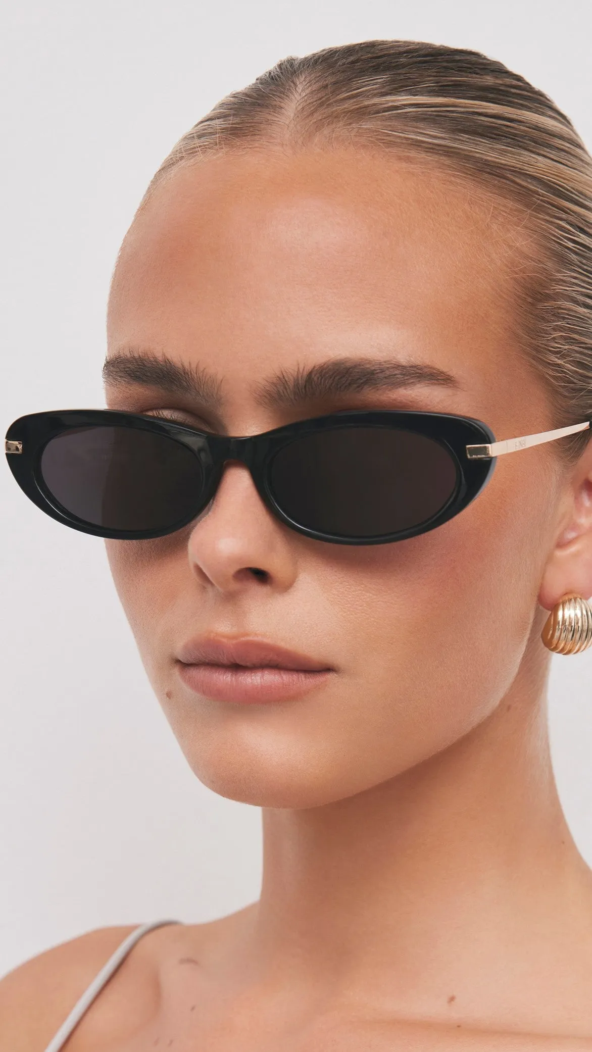 The Rae Sunglasses - Black / Black sold by Billy J product image thumbnail 2