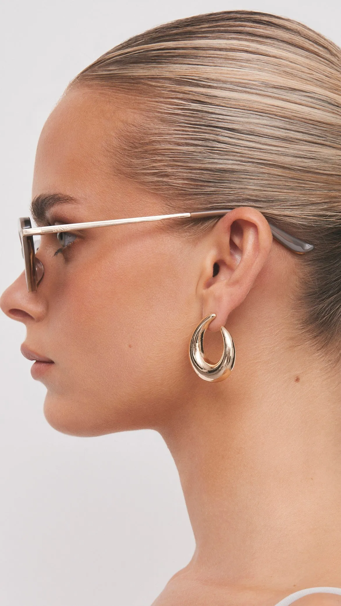 The Rae Sunglasses - Taupe / Brown sold by Billy J product image thumbnail 2