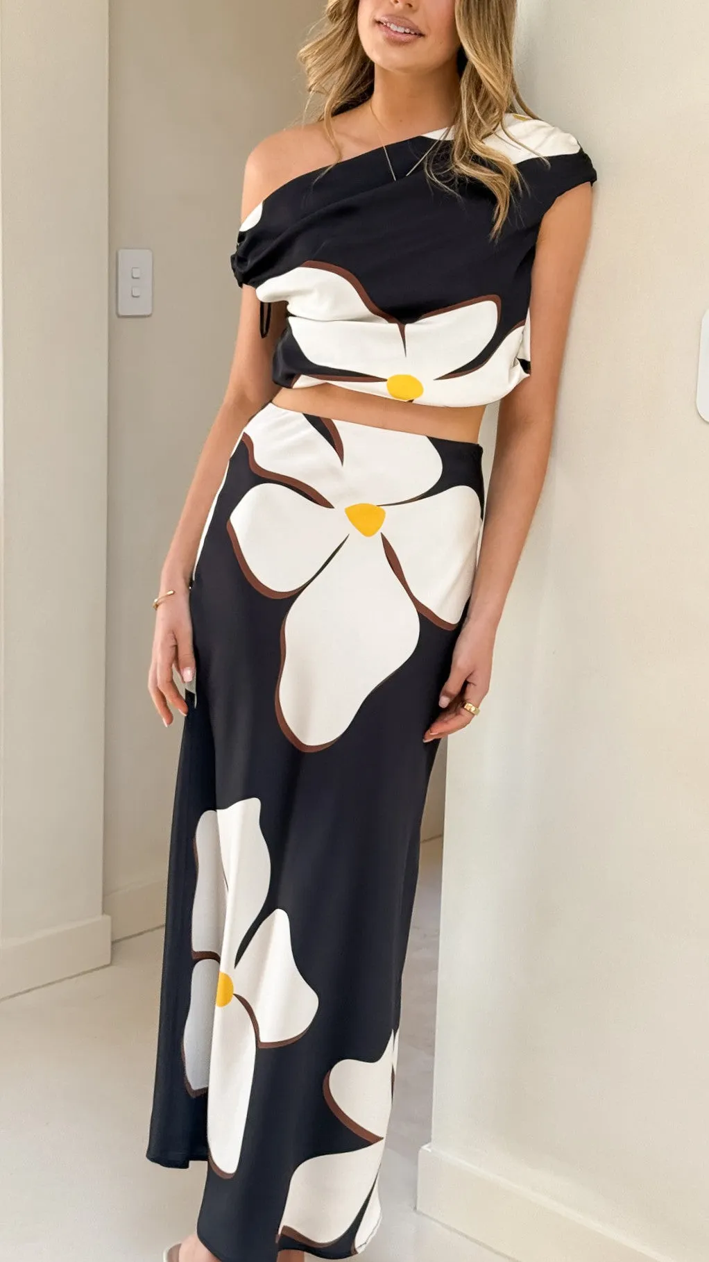 Nicole Maxi Skirt - Fiore Bianco sold by Billy J product image thumbnail 4