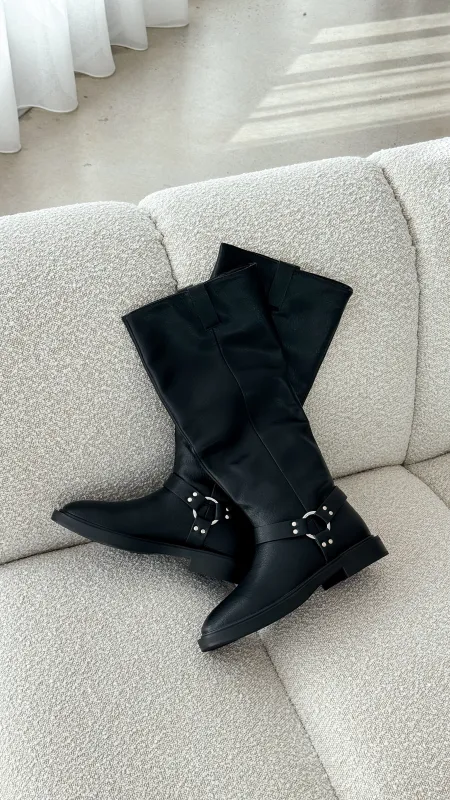 Hinley Boots - Black sold by Billy J