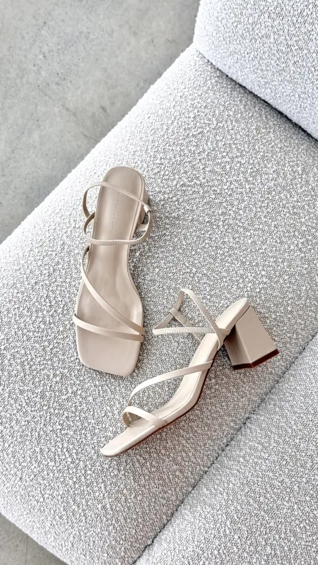 Yulia Heel - Champagne sold by Billy J