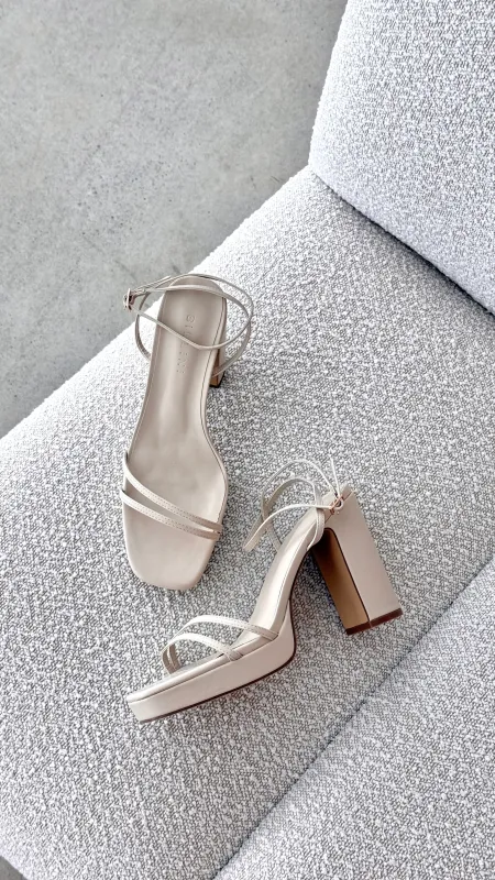 Shiloh Heel - Champagne sold by Billy J