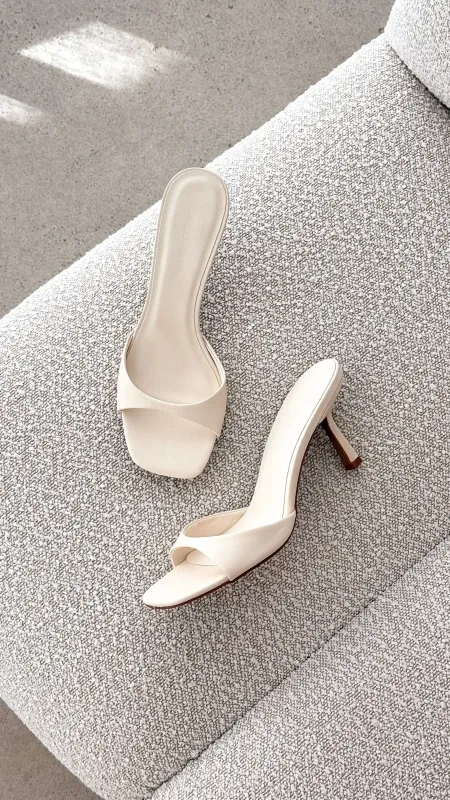 Yohan Heel - Bone sold by Billy J