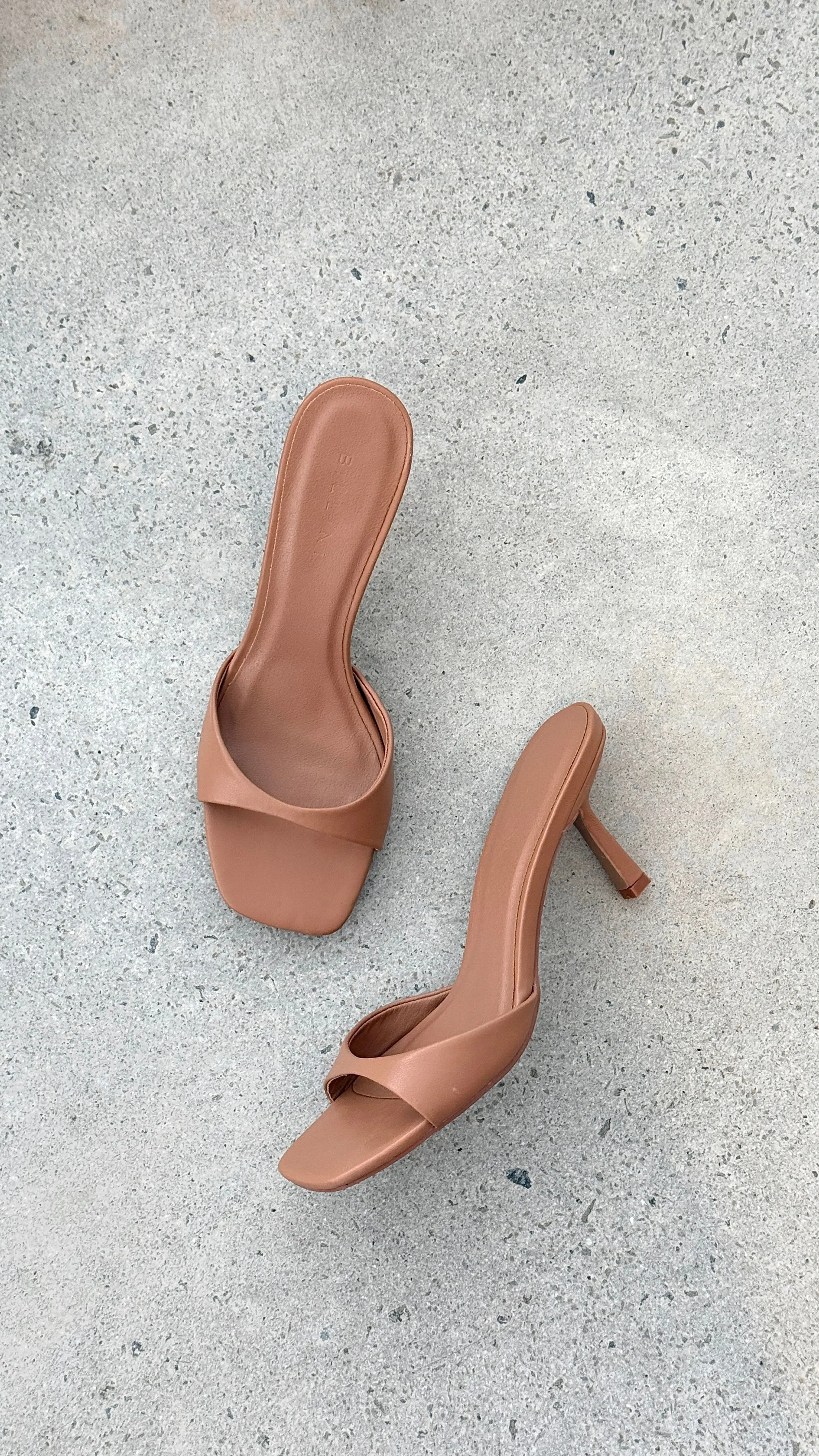 Yohan Heel - Coffee sold by Billy J